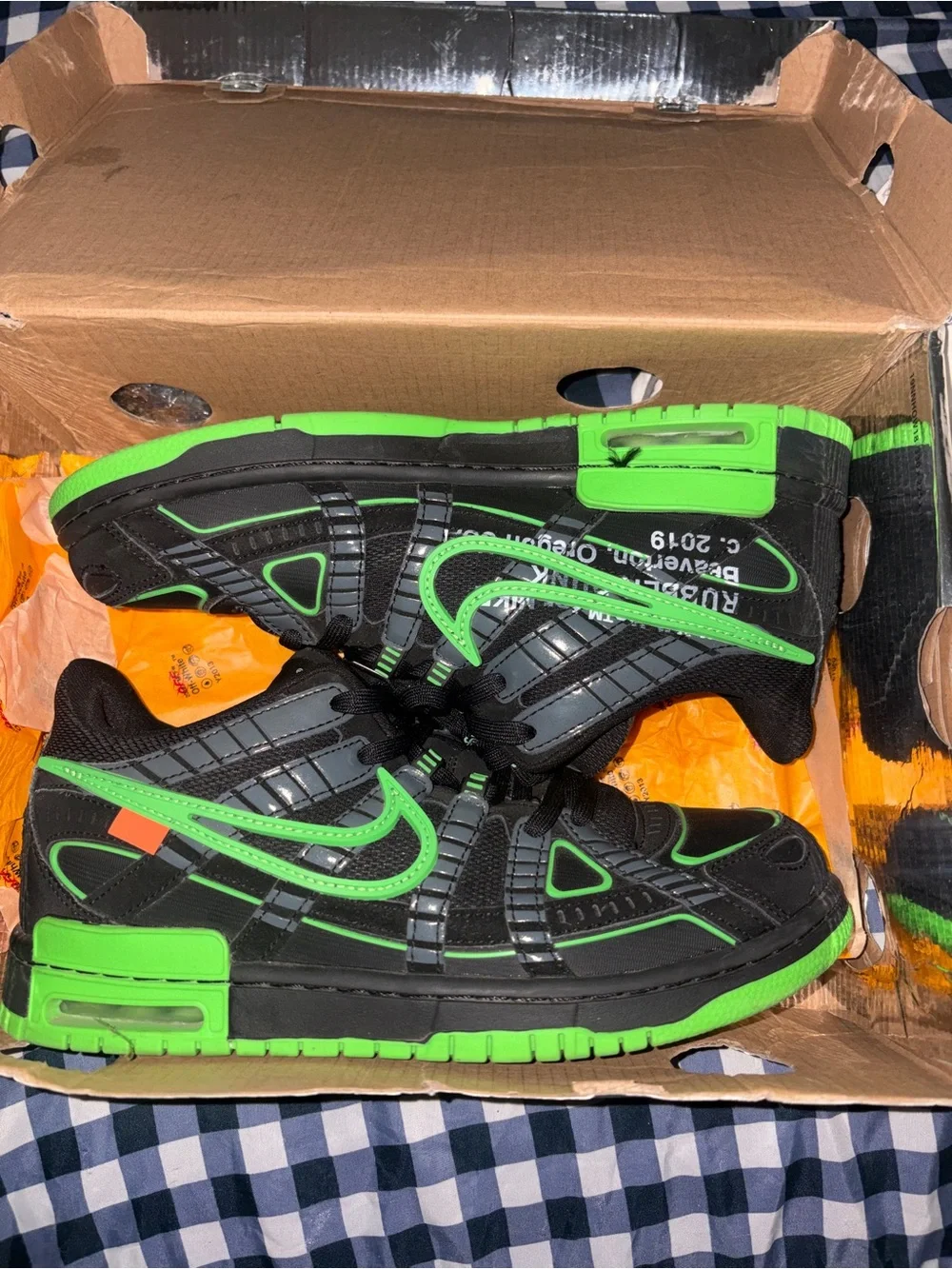 Nike Air Rubber Dunk (OFF WHITE GREEN STRIKE)